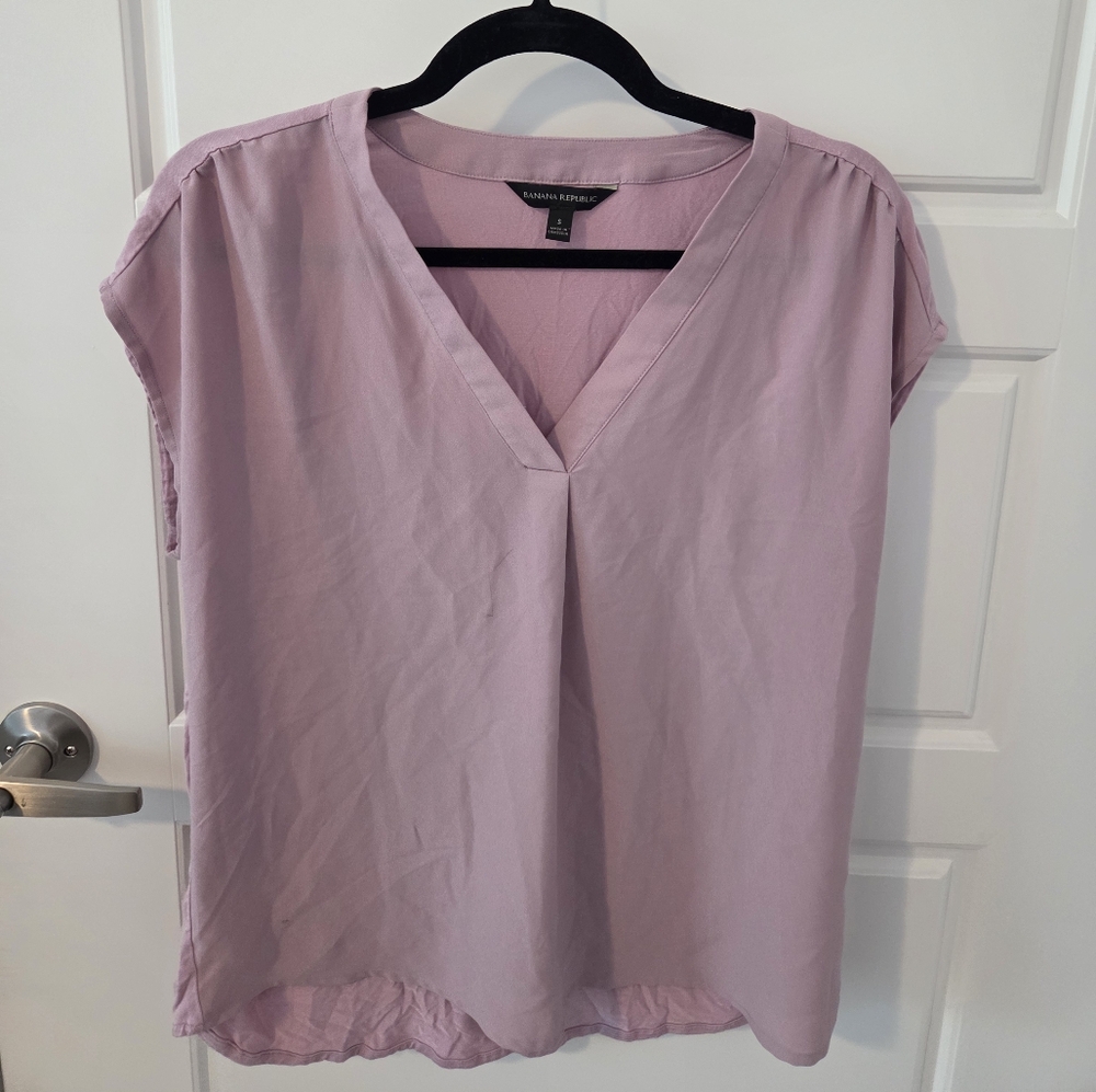Banana Republic Pink V-Neck Cap Sleeve Blouse